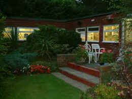 DSCF0025.jpg (15466 bytes)